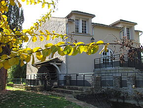 Le Moulin le long de la Boivre - Agrandir l'image (fenêtre modale)